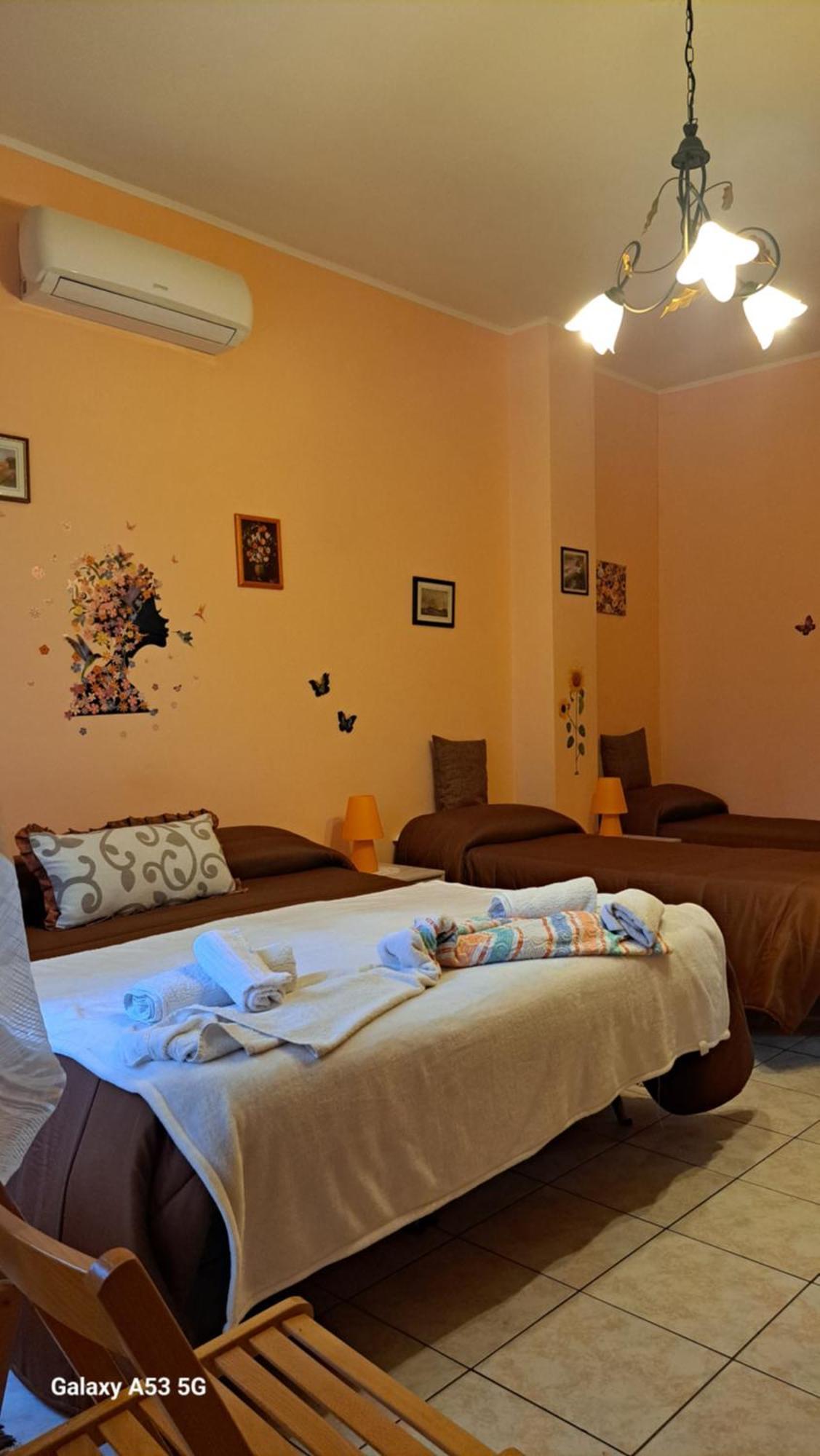 Casa Holiday Sea Etna Di Enza Linguaglossa Extérieur photo